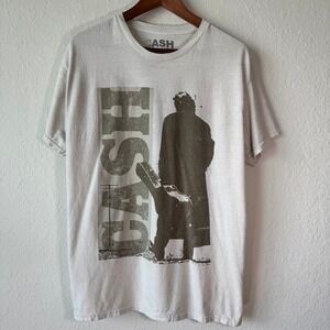 Johnny Cash Mens Size Medium‎ Graphic T-Shirt Off White Distressed Western